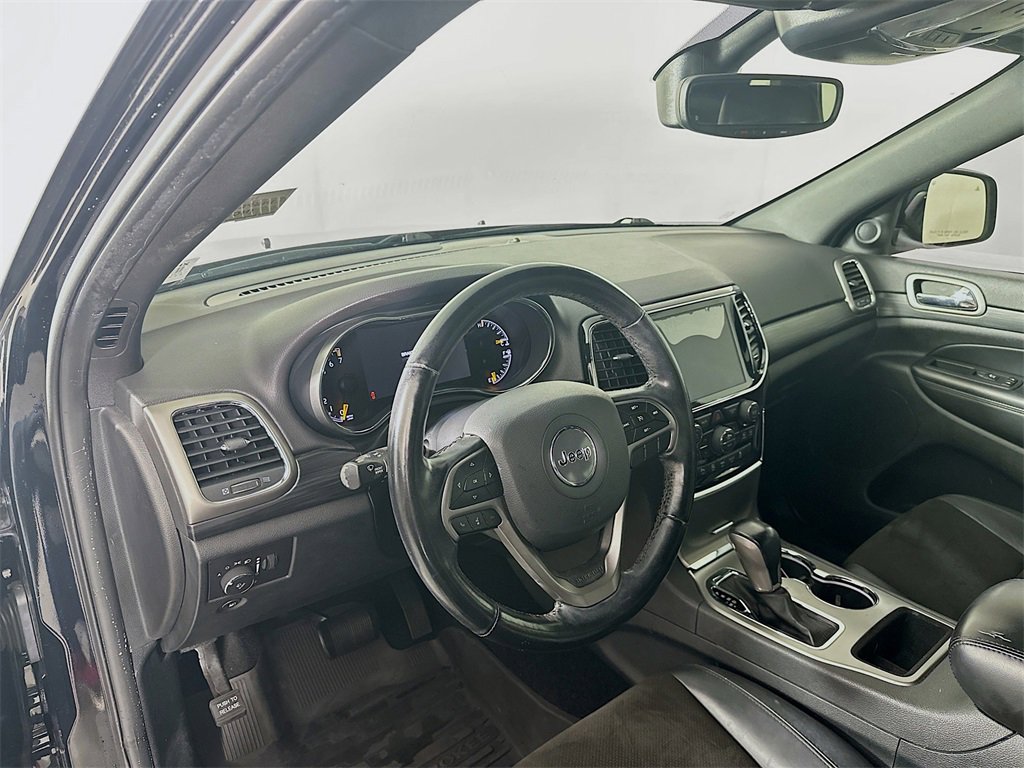 Used 2020 Jeep Grand Cherokee Altitude image 31