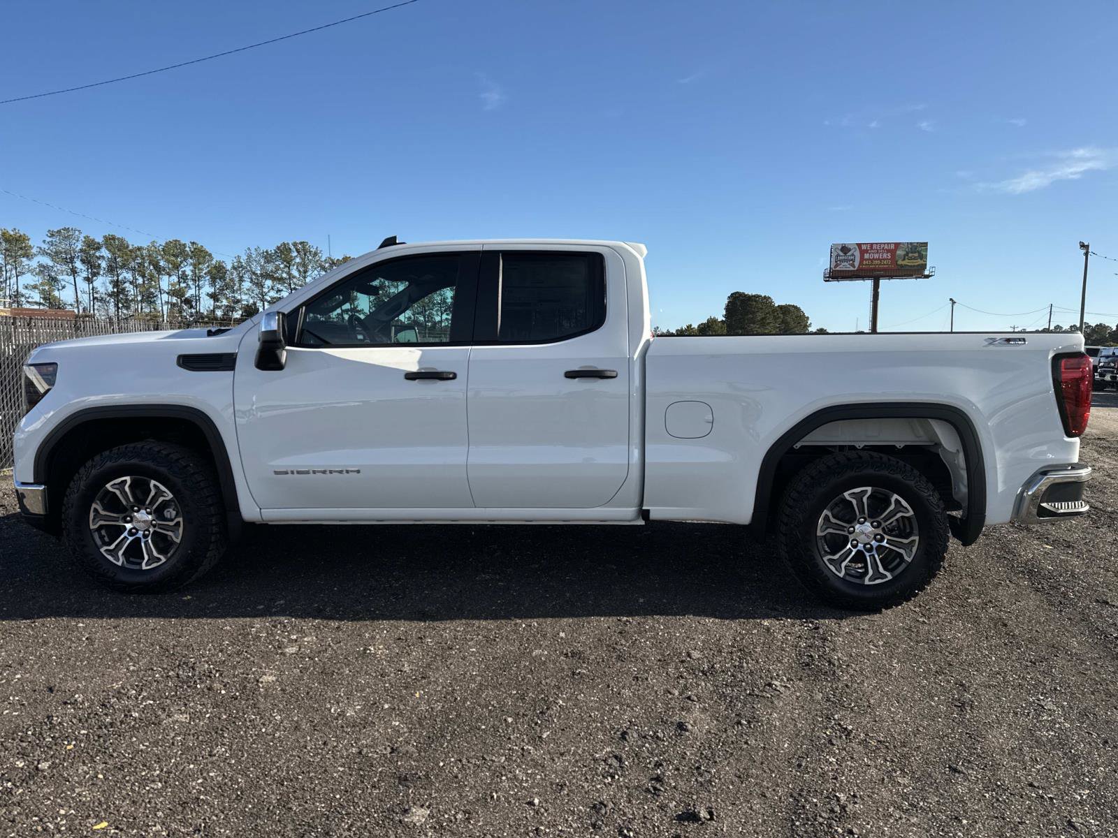 New 2026 GMC Sierra 1500 Pro w/ Pro Value Package AWD/4WD image 6