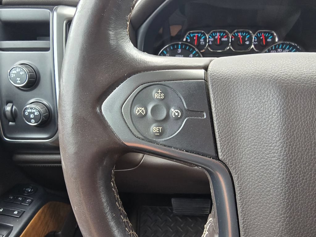 Used 2015 Chevrolet Silverado 1500 LTZ AWD/4WD image 15