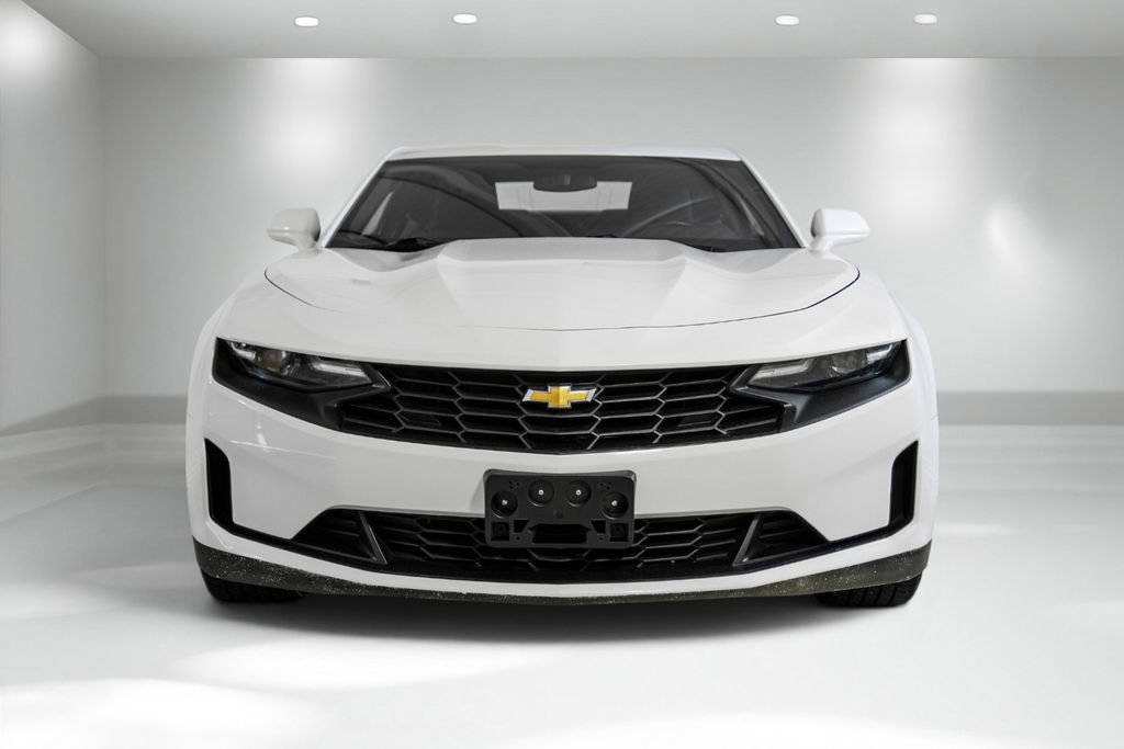 Used 2023 Chevrolet Camaro LT RWD image 6