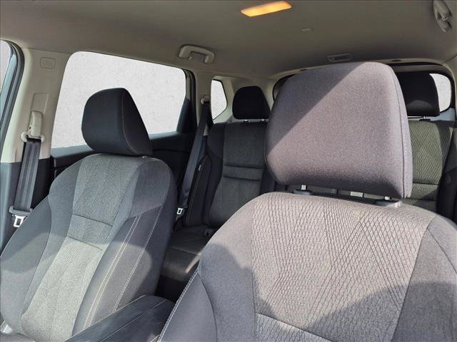 Used 2024 Nissan Rogue SV AWD/4WD image 14