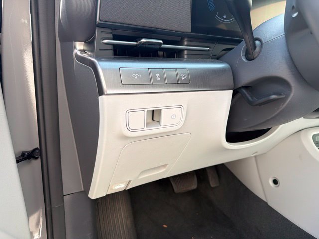 Used 2025 Hyundai Kona SEL AWD/4WD image 20