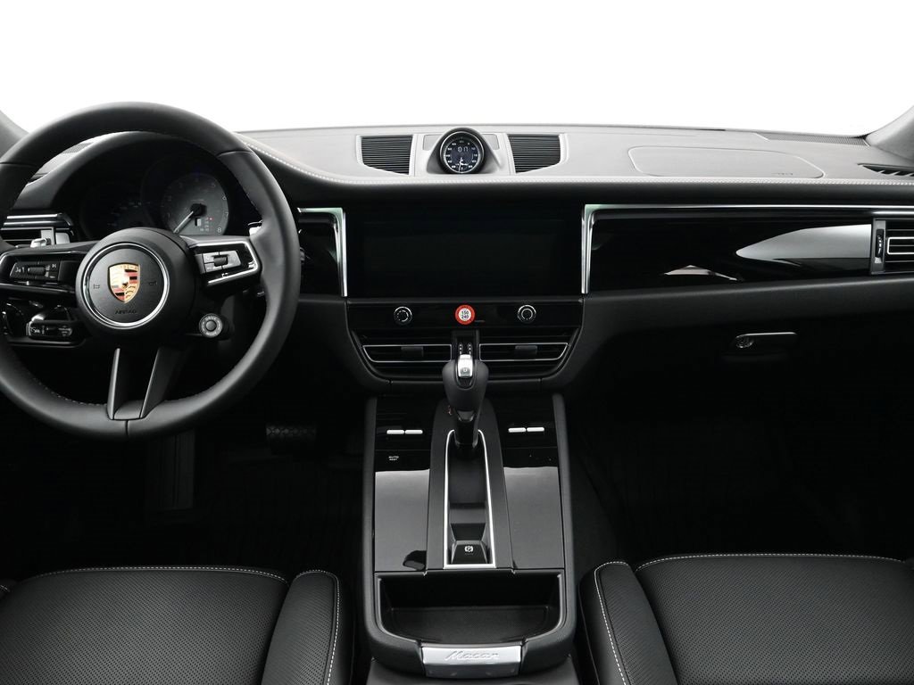 Certified 2026 Porsche Macan S image 9