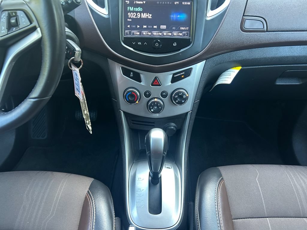 Used 2016 Chevrolet Trax LT w/ LT Convenience Package AWD/4WD image 15
