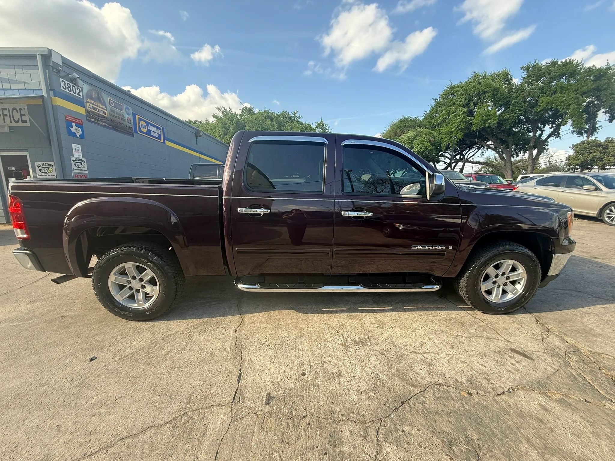 Used 2008 GMC Sierra 1500 SLE w/ South Central Value Package RWD image 8