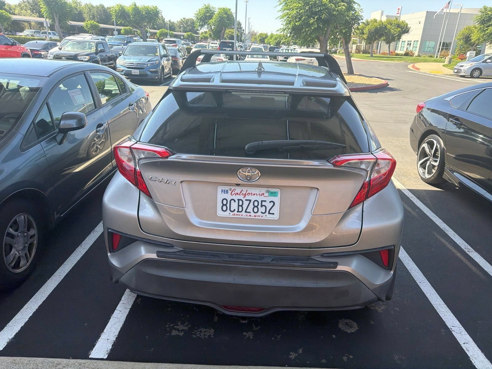 Certified 2018 Toyota C-HR XLE FWD image 7