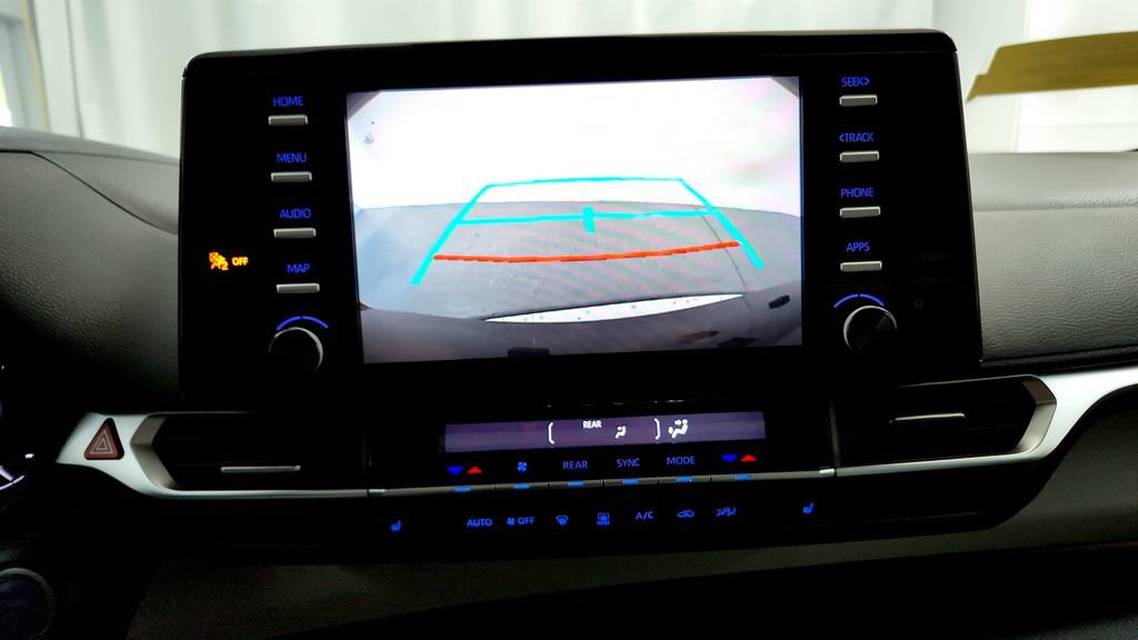 Certified 2023 Toyota Sienna XLE AWD/4WD image 33