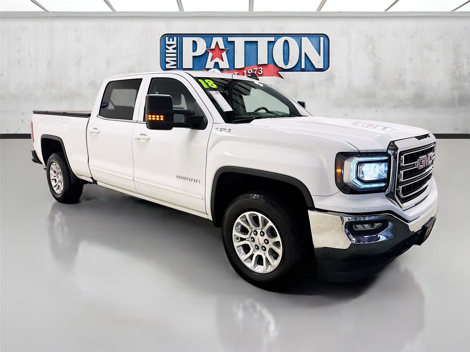 Used 2018 GMC Sierra 1500 SLE w/ Max Trailering Package AWD/4WD image 1