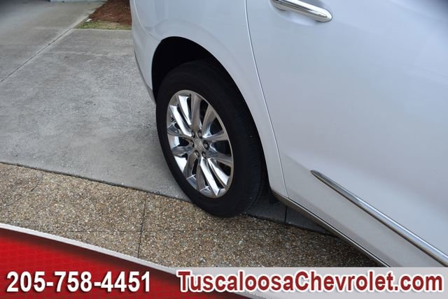 Used 2021 Buick Enclave Essence w/ Sound and Sites Package image 15