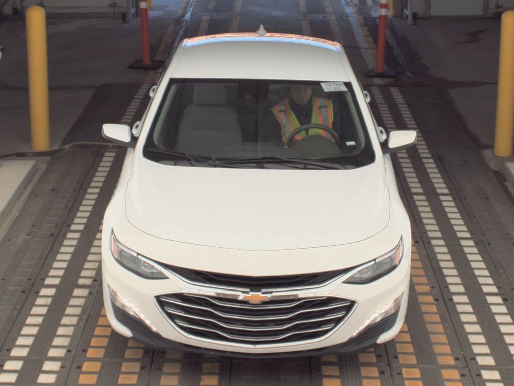 Used 2024 Chevrolet Malibu LT FWD image 24