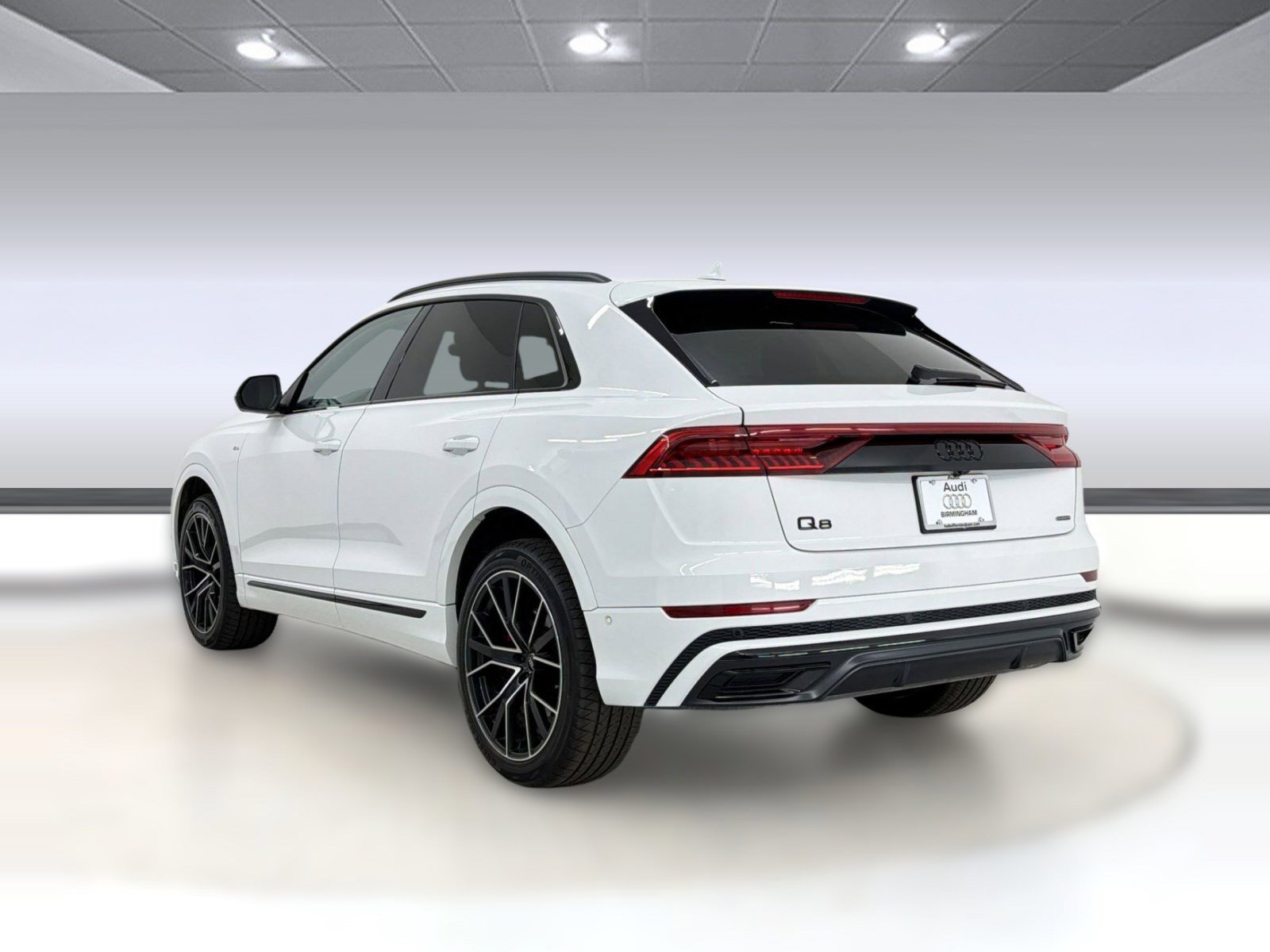 Certified 2023 Audi Q8 Premium Plus w/ Premium Plus Package image 3