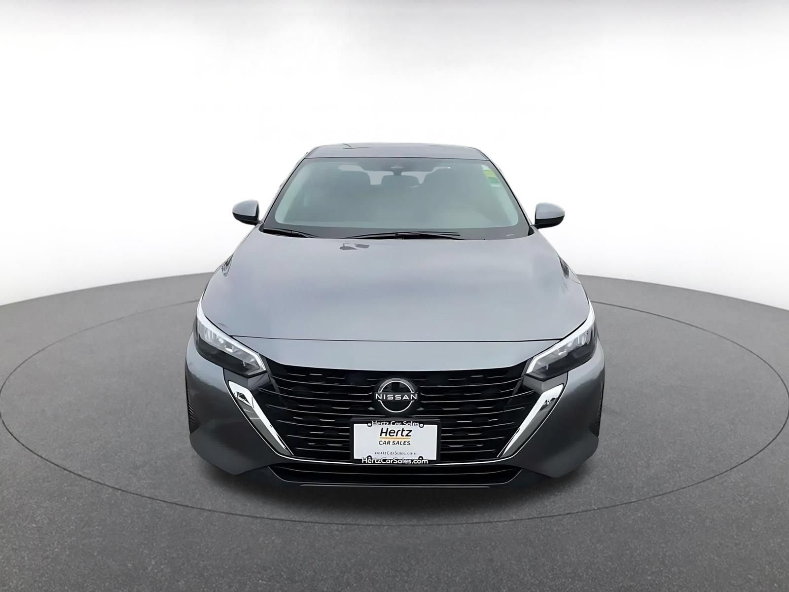 Used 2025 Nissan Sentra SV FWD image 4