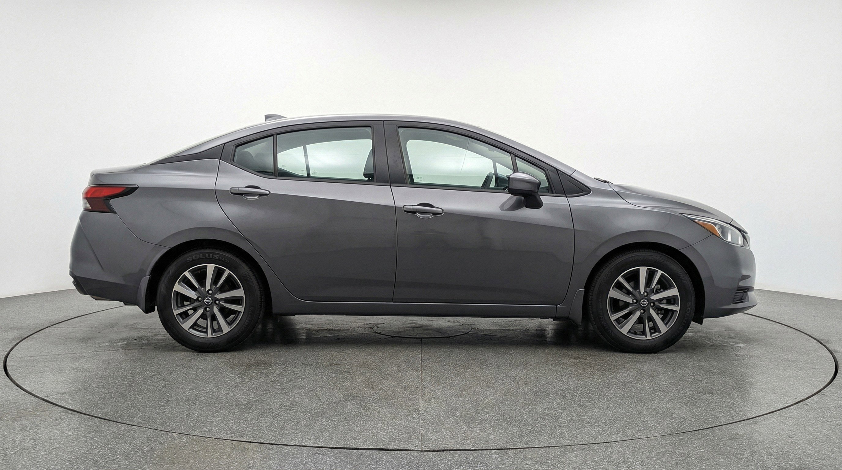 Used 2025 Nissan Versa SV image 11