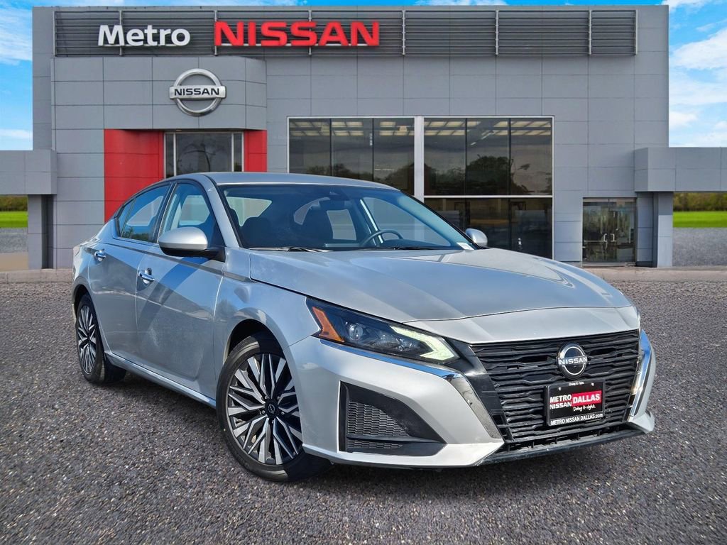 Certified 2023 Nissan Altima 2.5 SV