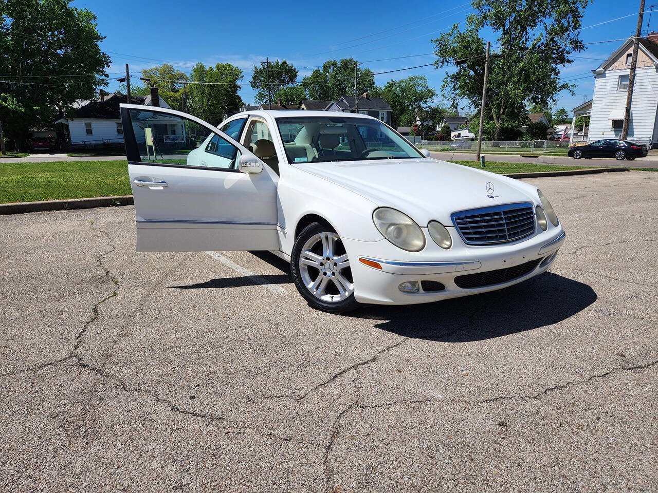 Used 2004 Mercedes-Benz E 500 Sedan image 4