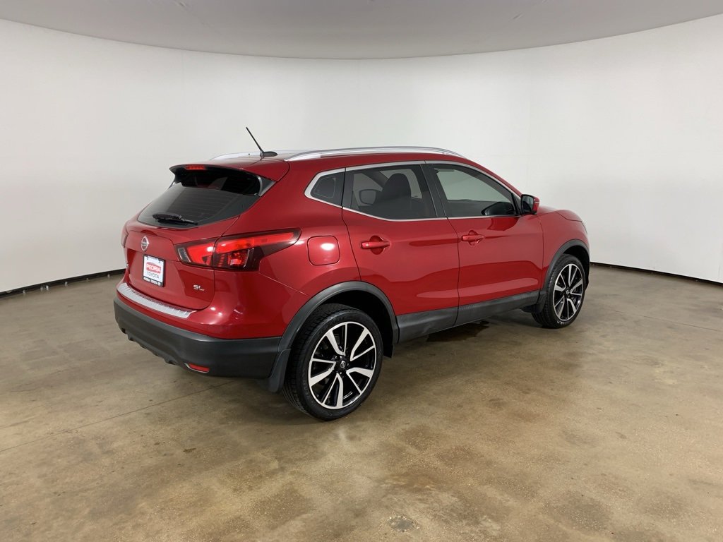 Used 2018 Nissan Rogue Sport SL image 27