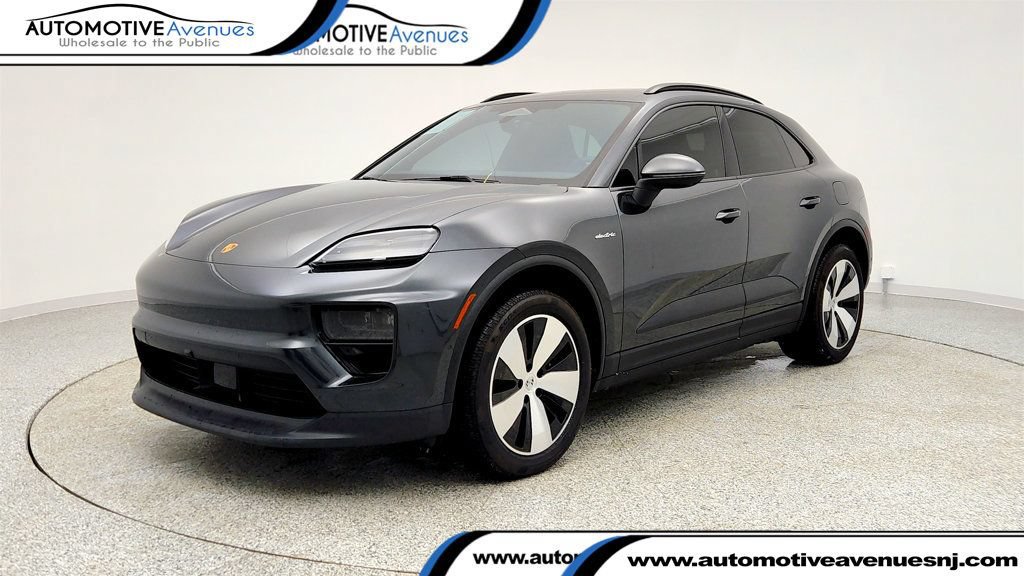 Used 2025 Porsche Macan 4 Electric AWD/4WD image 1