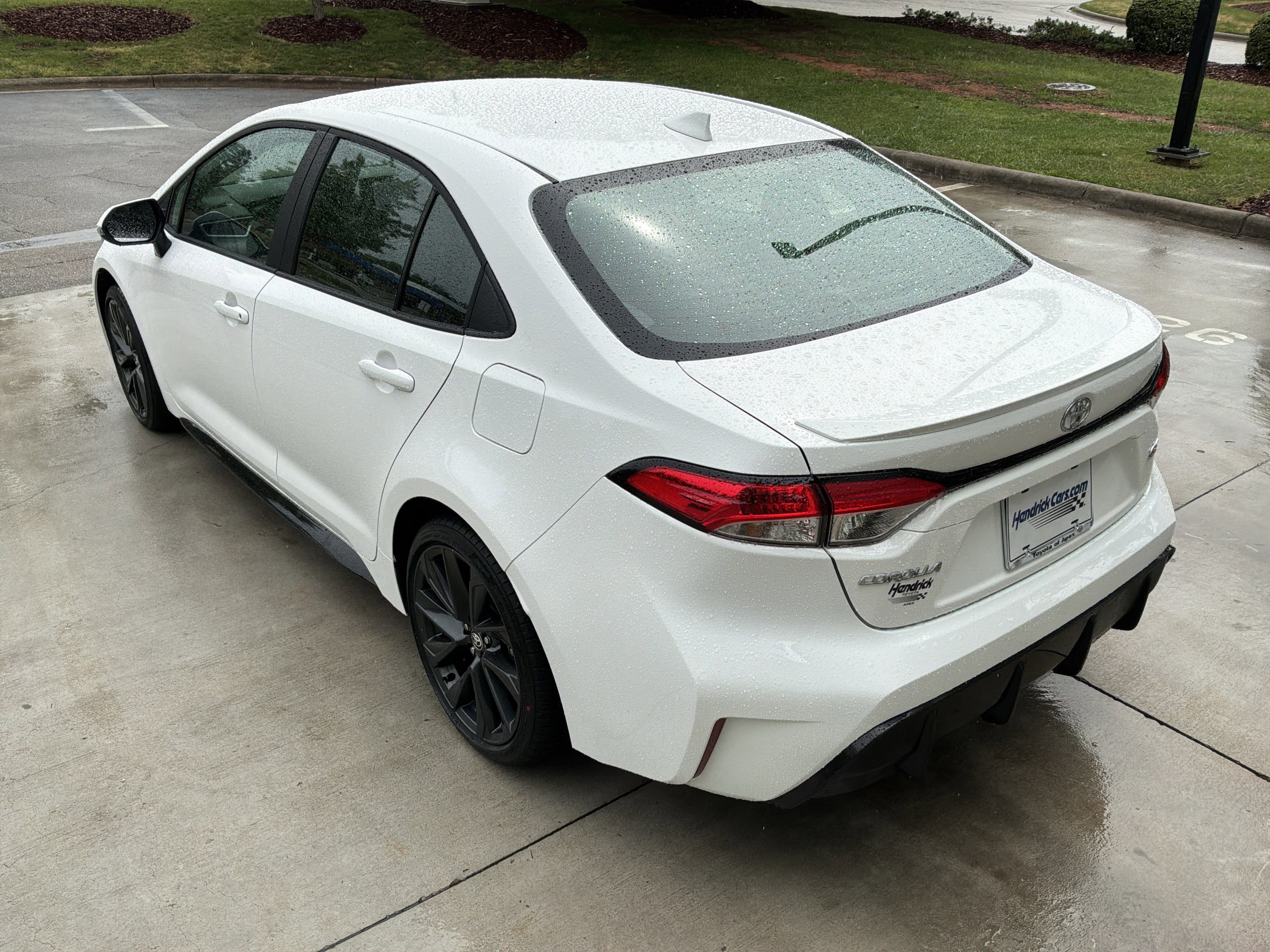 Used 2026 Toyota Corolla SE FWD image 8