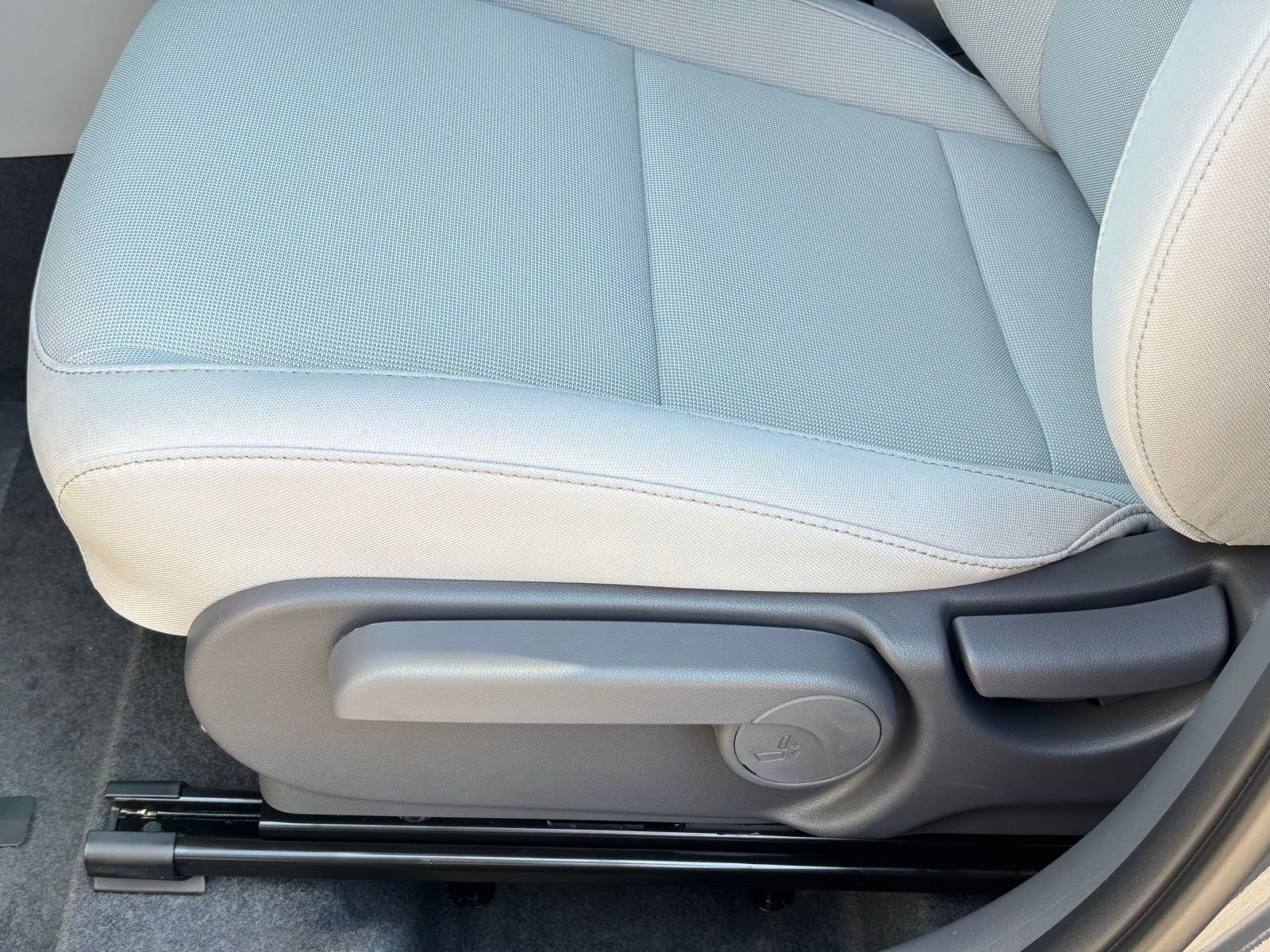 New 2026 Hyundai Kona SEL Sport FWD image 13
