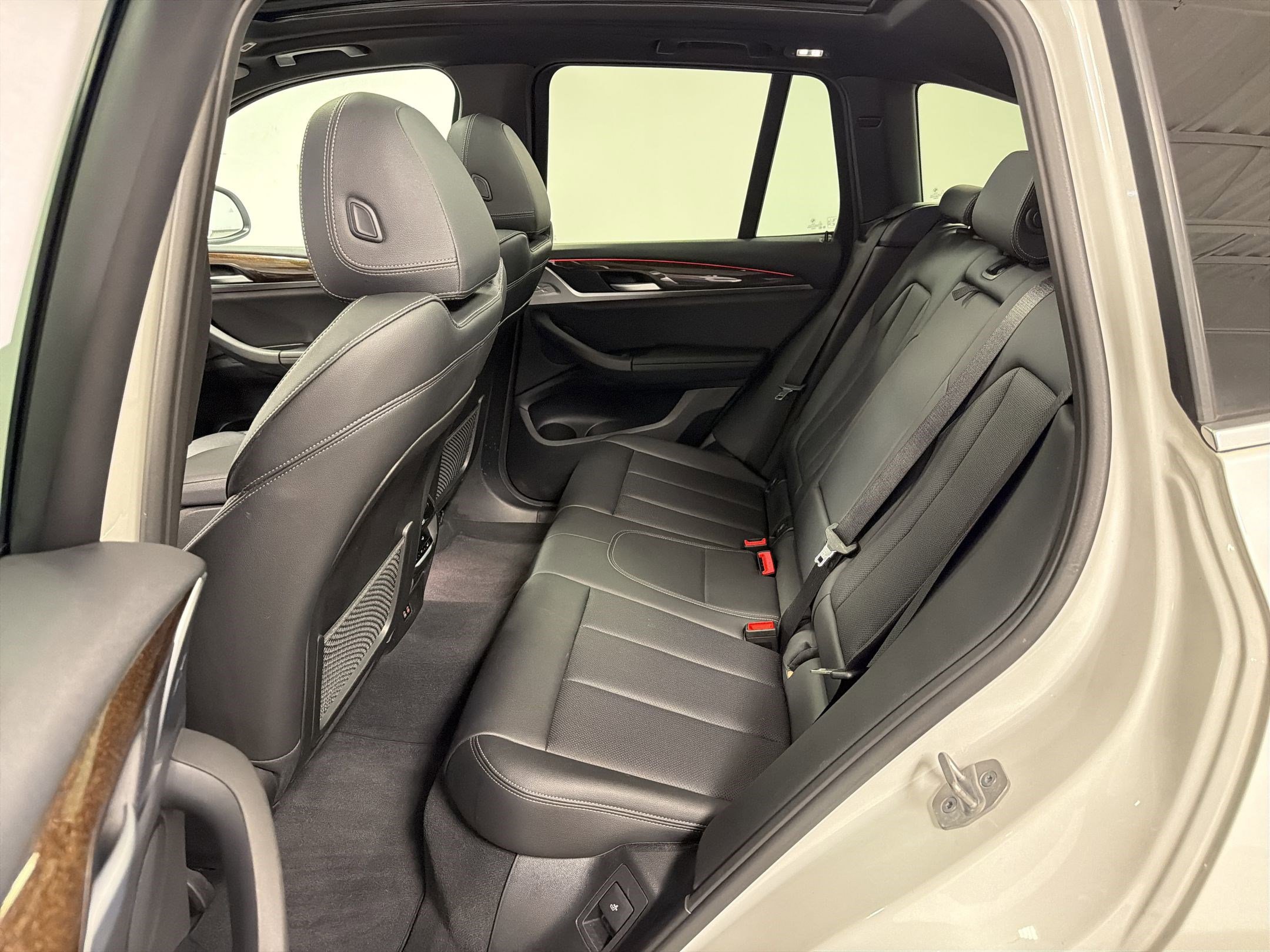 Used 2024 BMW X3 sDrive30i image 14