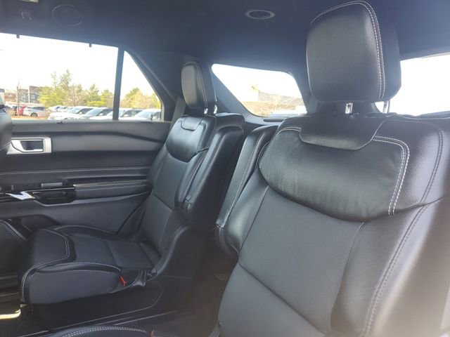 Used 2022 Ford Explorer ST w/ Equipment Group 401A AWD/4WD image 29