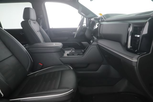 Used 2026 GMC Sierra 2500 AT4X image 34
