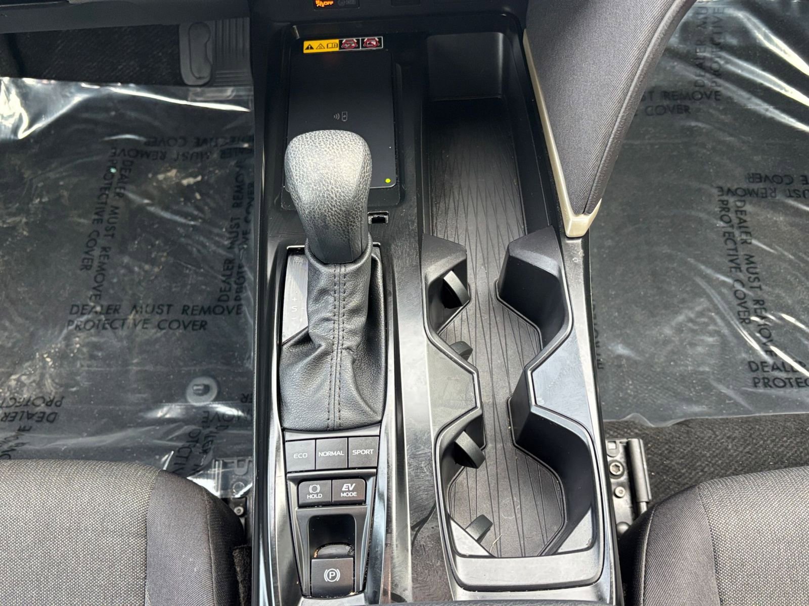 Used 2025 Toyota Camry LE image 37