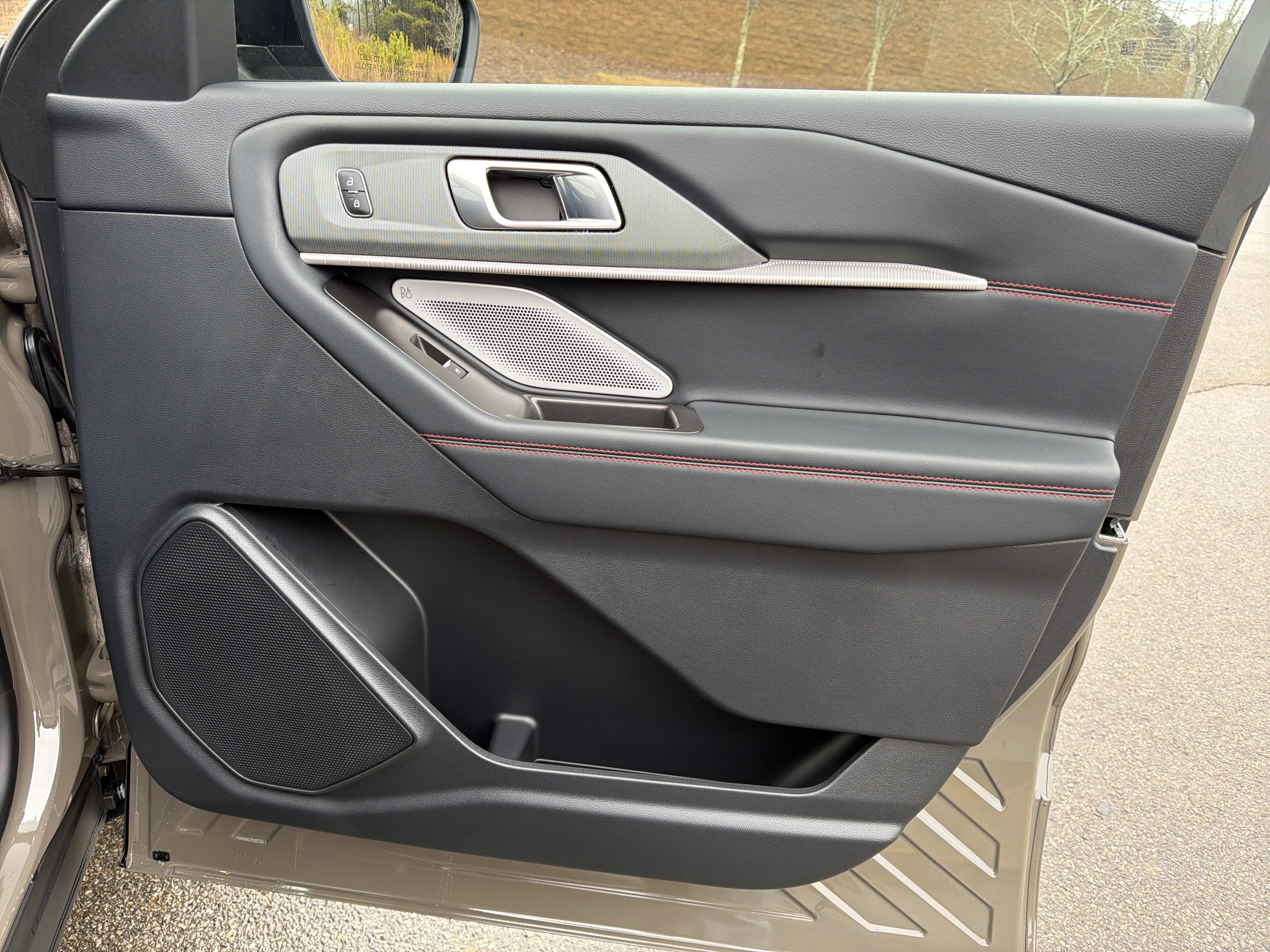 Used 2026 Ford Explorer ST w/ Sun And Sound Package image 14