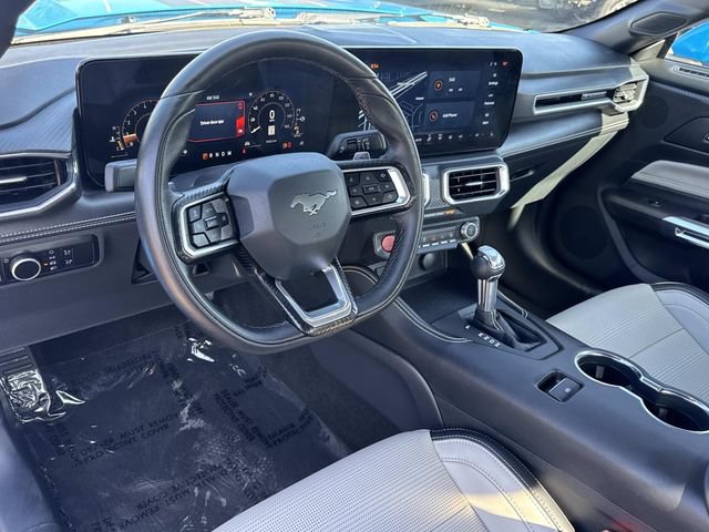Used 2025 Ford Mustang GT Premium RWD image 6