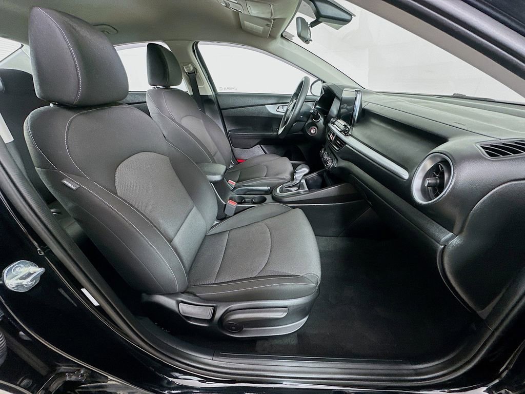 Certified 2023 Kia Forte LX image 6