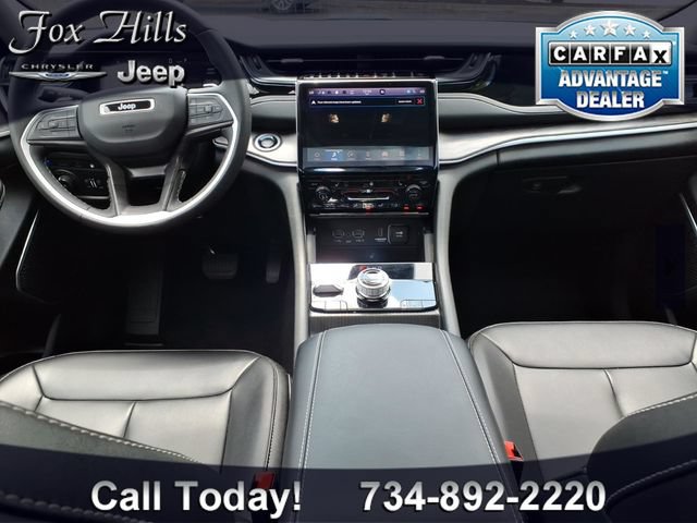 Used 2024 Jeep Grand Cherokee Limited 4xe w/ Trailer Tow Package AWD/4WD image 13