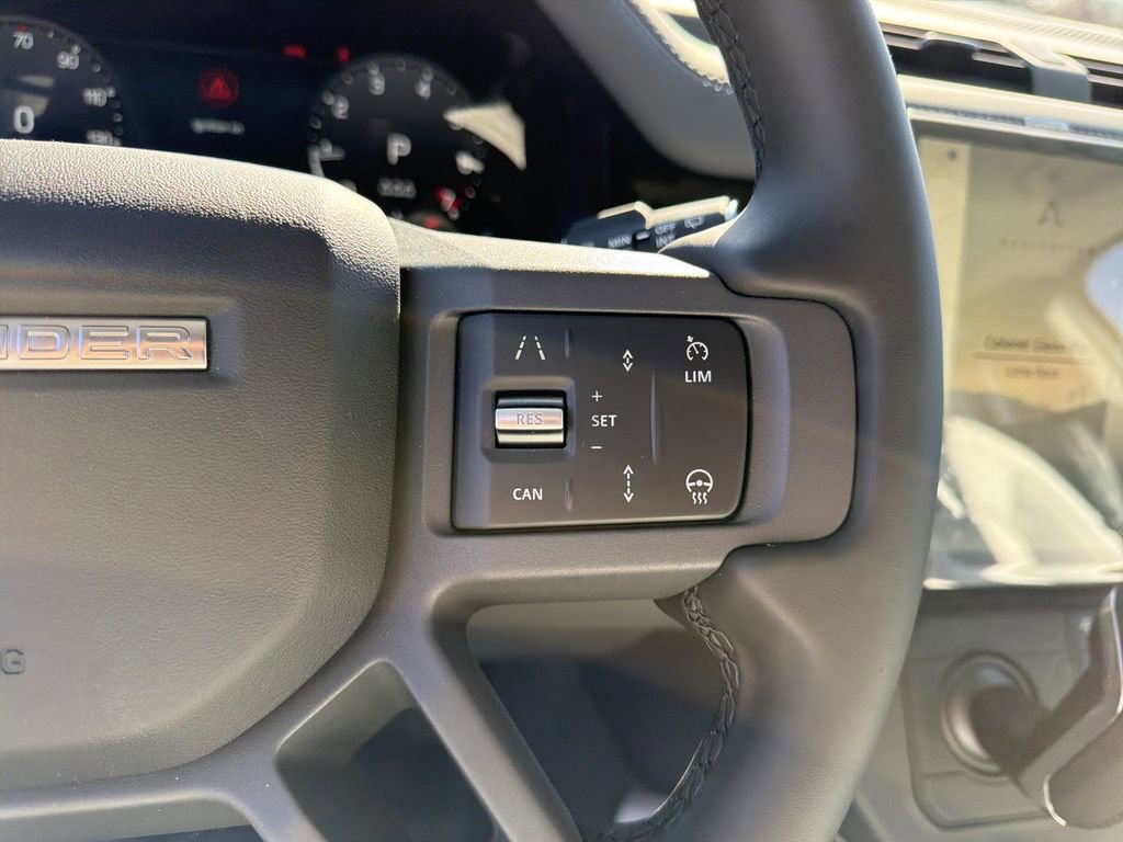 New 2026 Land Rover Defender 110 X-Dynamic SE image 23