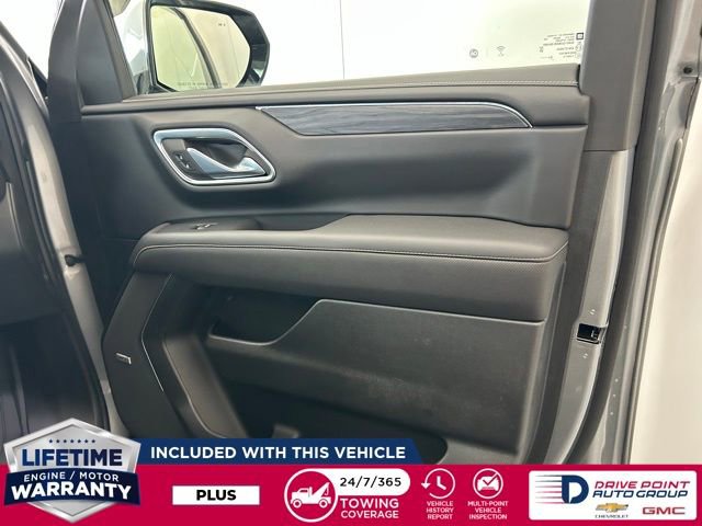 Used 2023 GMC Yukon SLT w/ SLT Luxury Package AWD/4WD image 22