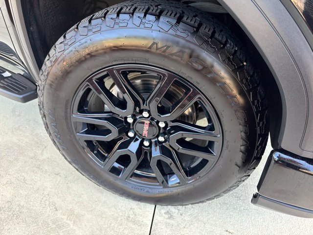 Used 2024 GMC Sierra 1500 Elevation w/ Preferred Package AWD/4WD image 43