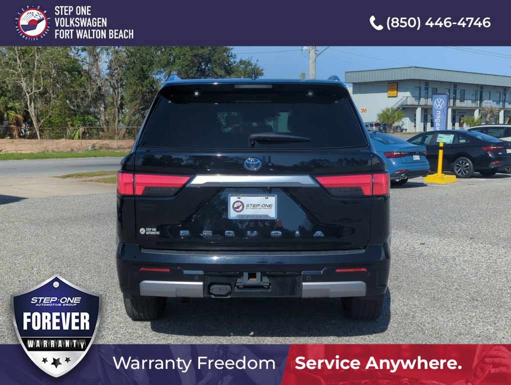 Used 2024 Toyota Sequoia Capstone image 6