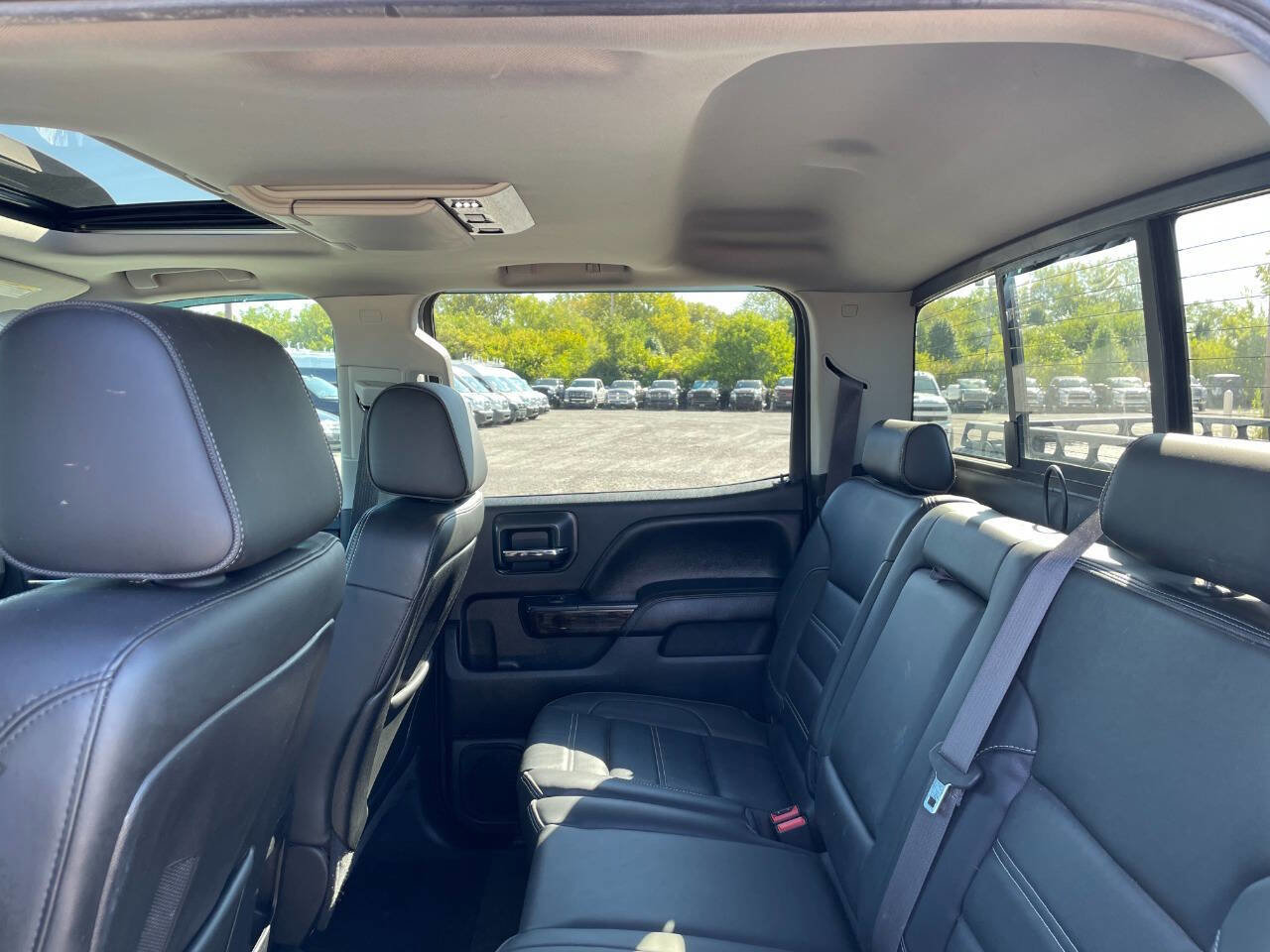 Used 2015 GMC Sierra 3500 Denali w/ Duramax Plus Package image 19