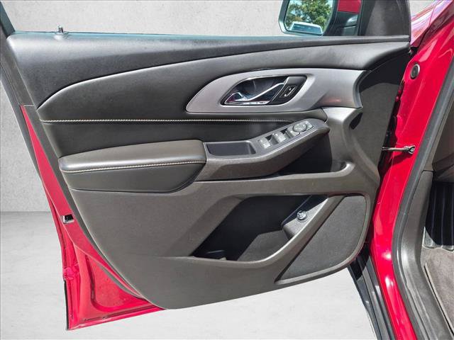 Used 2021 Chevrolet Traverse LT FWD image 12