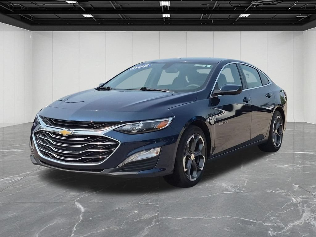 Used 2022 Chevrolet Malibu LT FWD image 1