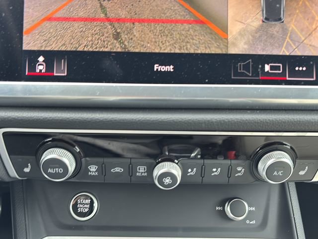 Used 2022 Audi Q3 2.0T Premium Plus w/ Premium Plus Package image 26