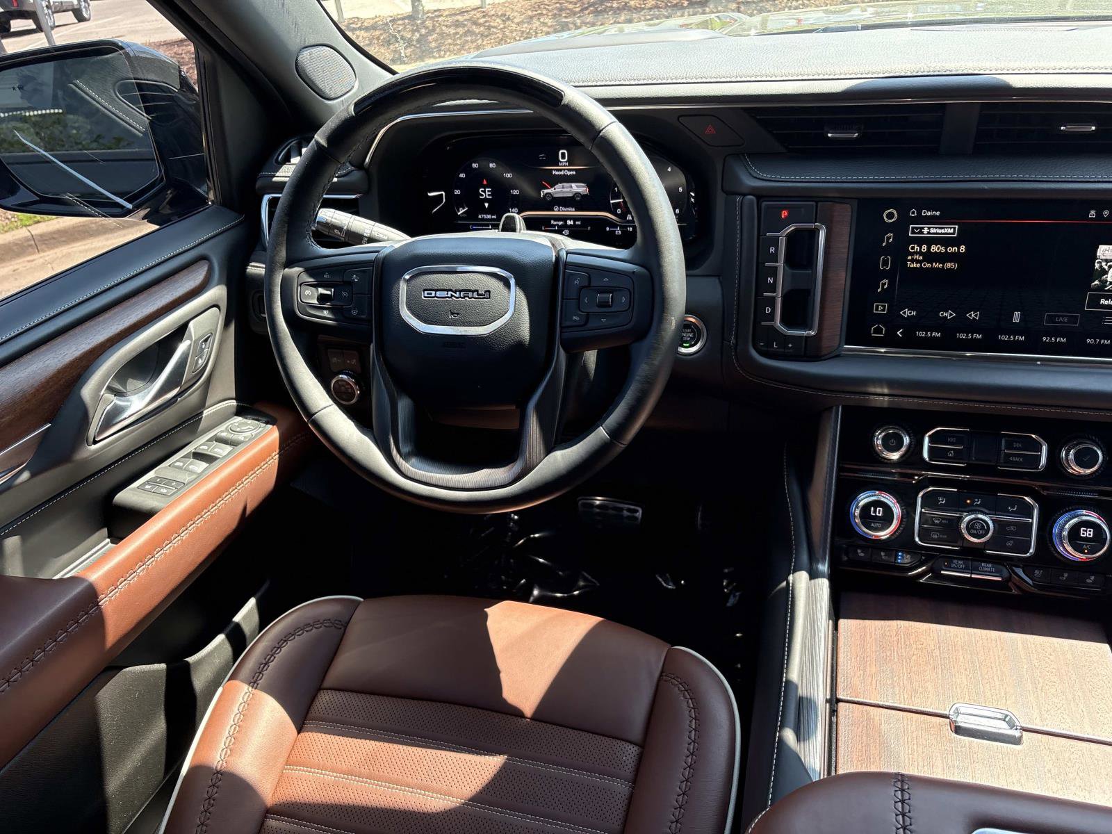 Certified 2023 GMC Yukon Denali Ultimate image 25