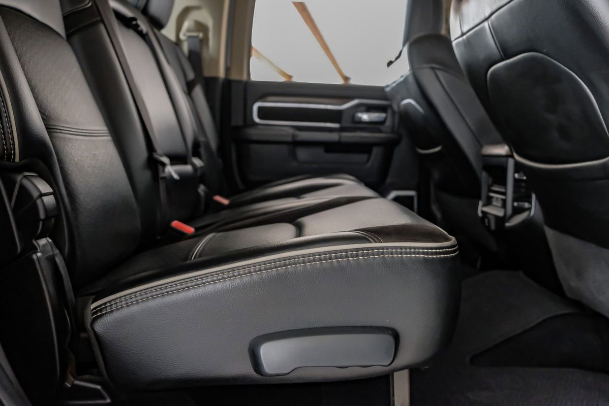 Used 2022 RAM 3500 Laramie AWD/4WD image 34
