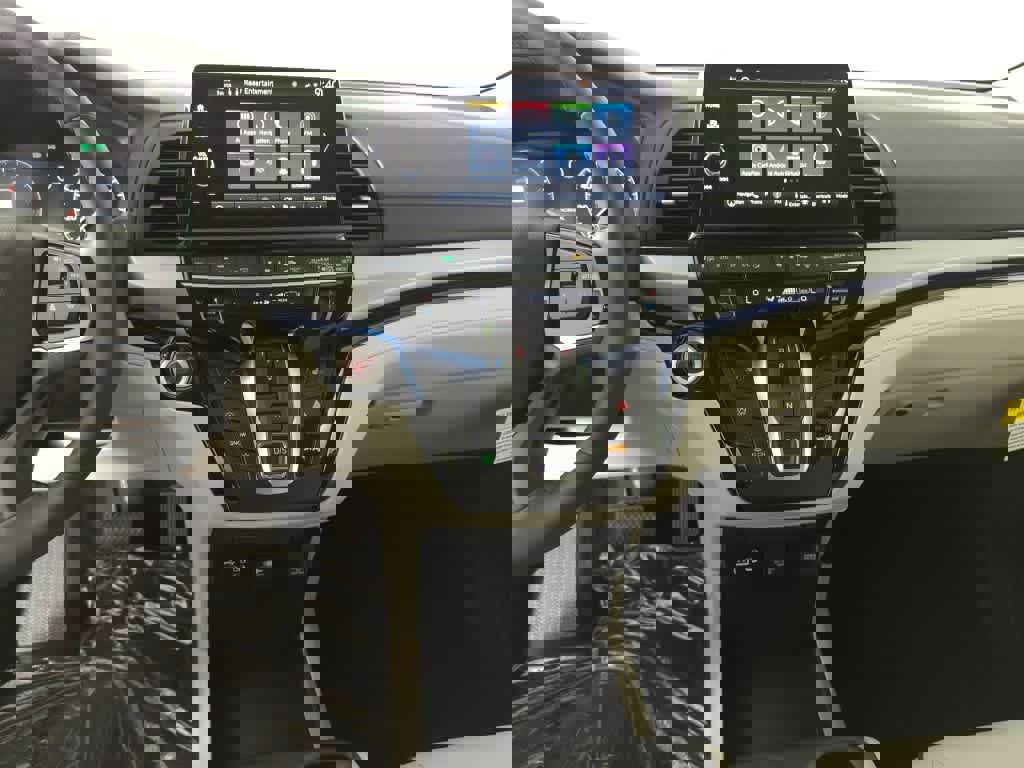 New 2026 Honda Odyssey Touring image 16