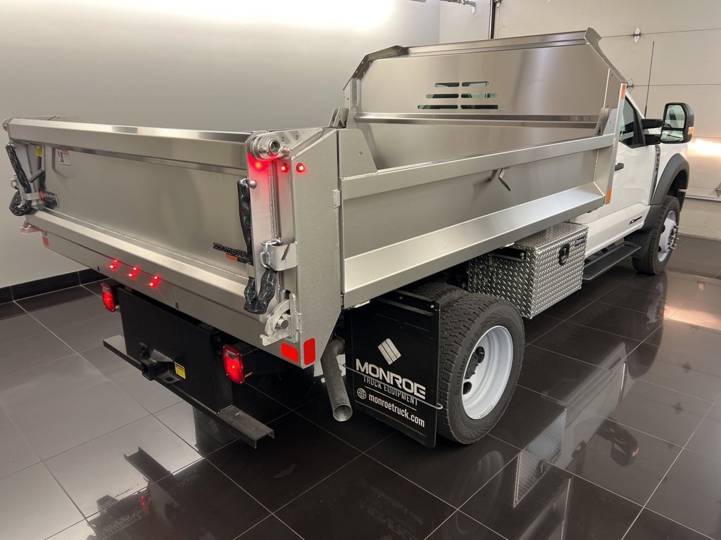 New 2025 Ford F550 4x4 Regular Cab Super Duty image 6