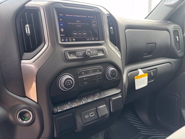 New 2026 Chevrolet Silverado 1500 Custom AWD/4WD image 22