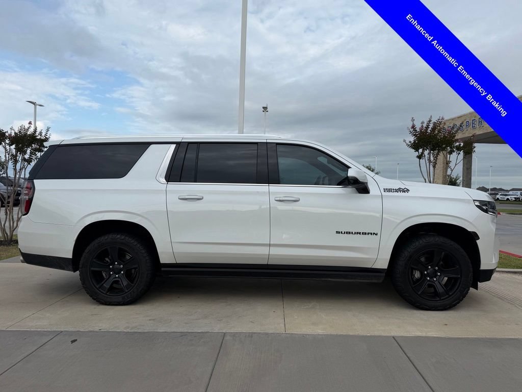 Used 2022 Chevrolet Suburban High Country AWD/4WD image 21