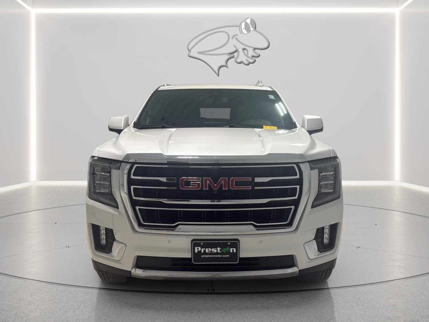 Used 2021 GMC Yukon SLT w/ SLT Premium Package image 2