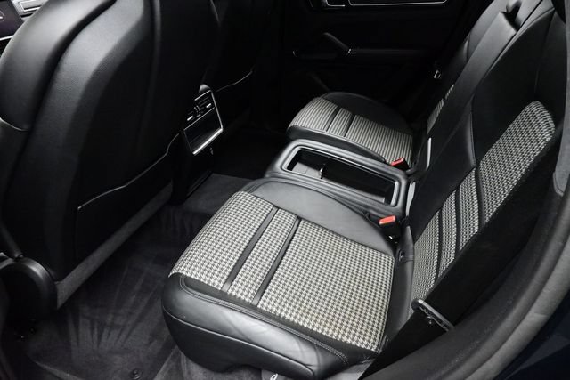 Certified 2023 Porsche Cayenne GTS AWD/4WD image 15