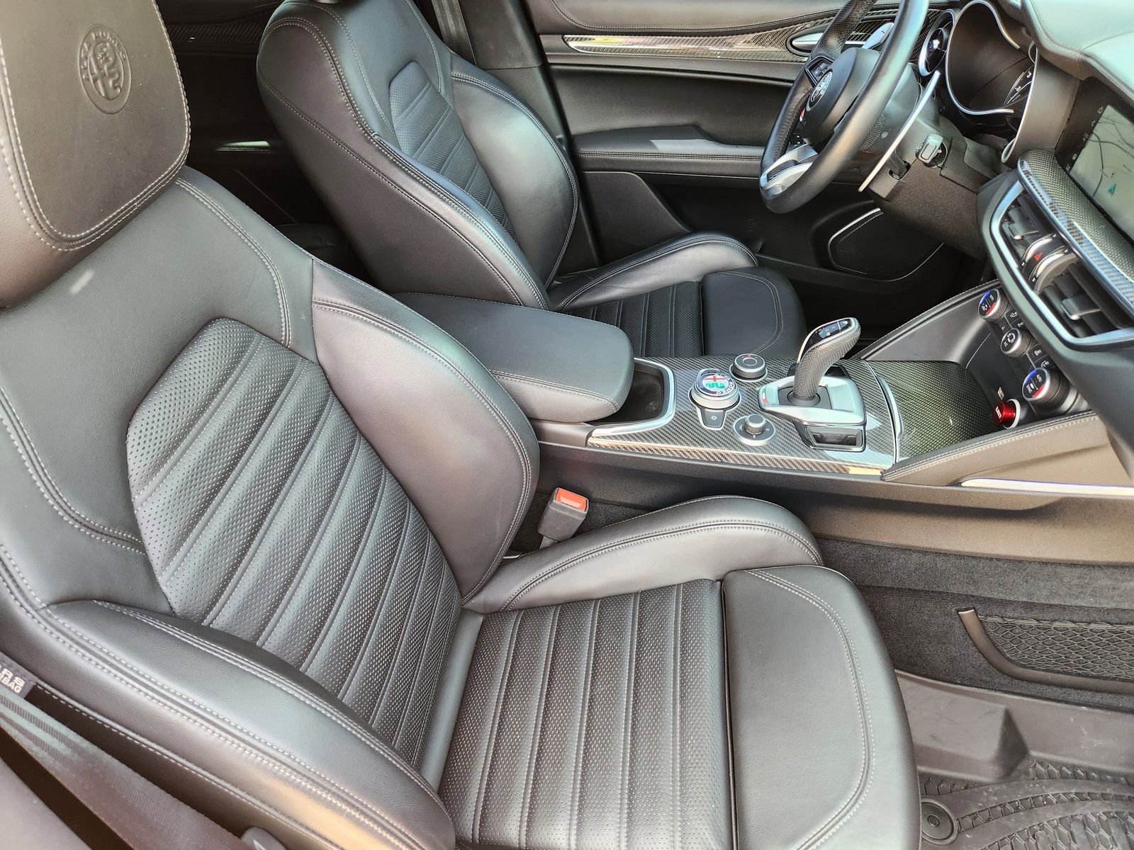 Used 2021 Alfa Romeo Stelvio Ti Sport AWD/4WD image 23