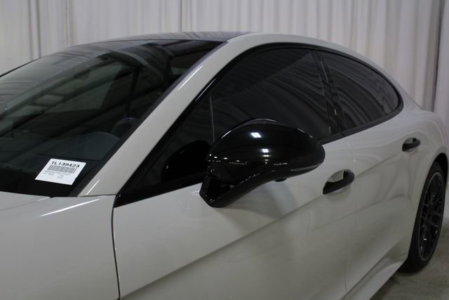 Used 2019 Porsche Panamera GTS image 34