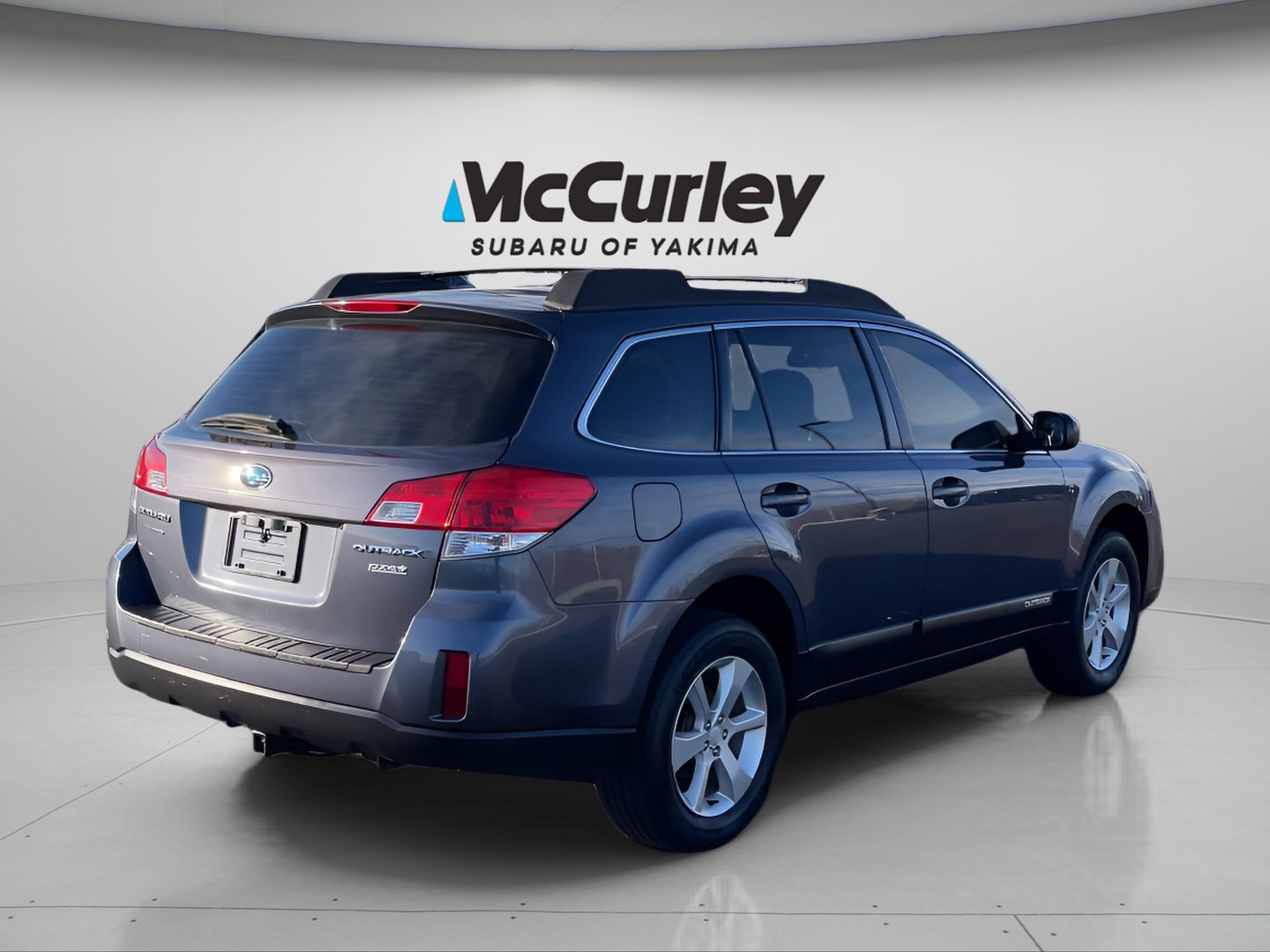 Used 2014 Subaru Outback 2.5i w/ Alloy Wheel Package image 8